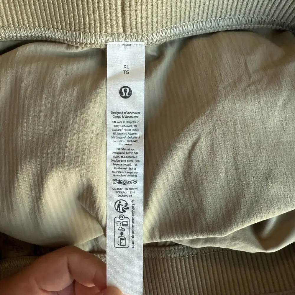 NWT Lululemon Dance Studio Slim-Fit HR Flared Pants in Sheer Oak